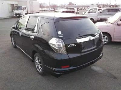 Honda FIT SHUTTLE  с аукциона в Японии