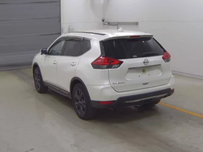 Nissan X-TRAIL  с аукциона в Японии