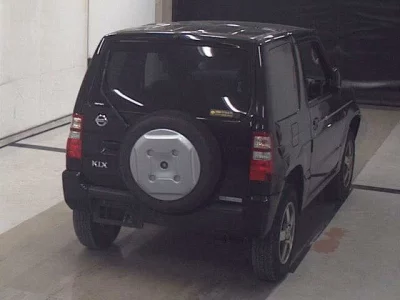 Nissan KIX  с аукциона в Японии