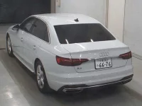 Audi A4 лот № 3034 оценка 5  с аукциона в Японии 1