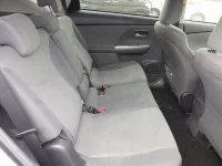 Toyota PRIUS ALPHA лот № 3090 оценка 4  с аукциона в Японии 6