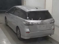 Toyota WISH лот № 3074 оценка R  с аукциона в Японии 1