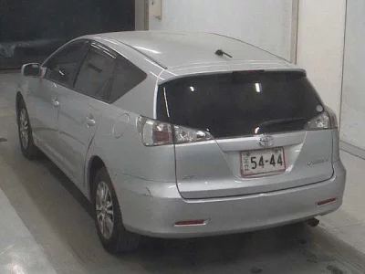 Toyota CALDINA  с аукциона в Японии