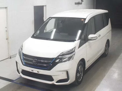 Nissan SERENA  с аукциона в Японии