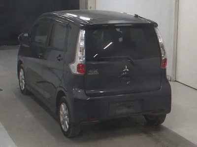 Mitsubishi EK CUSTOM