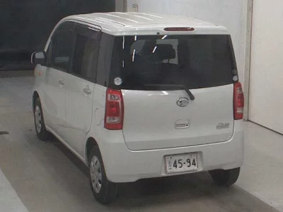 Daihatsu TANTO EXE