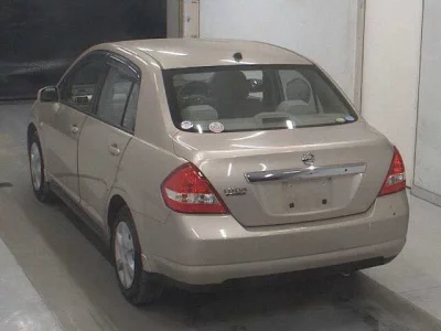 Nissan TIIDA LATIO