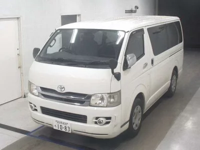 Toyota HiAce Van