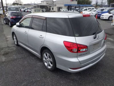 Nissan WINGROAD