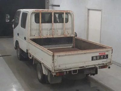 Toyota DYNA  с аукциона в Японии