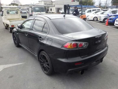 Mitsubishi LANCER