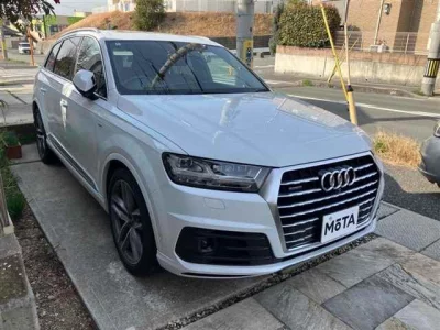 Audi Q7  с аукциона в Японии