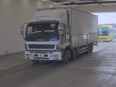 Isuzu GIGA  с аукциона в Японии