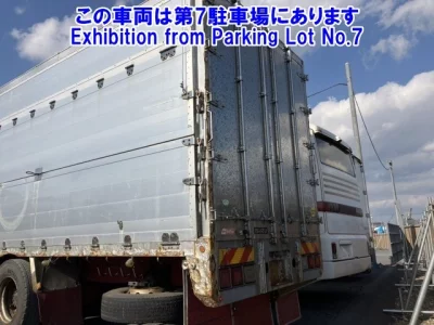 Isuzu Giga