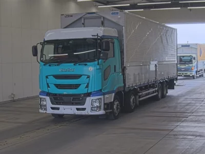 Isuzu GIGA  с аукциона в Японии