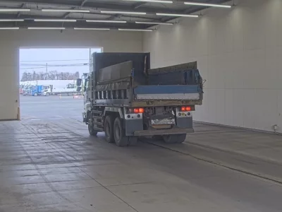 Isuzu GIGA  с аукциона в Японии