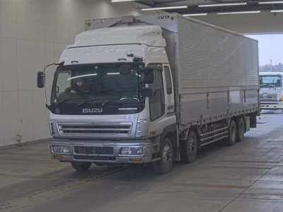 Isuzu GIGA  с аукциона в Японии