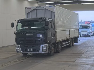 Isuzu GIGA  с аукциона в Японии