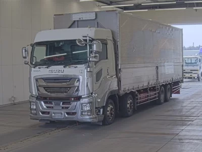 Isuzu GIGA  с аукциона в Японии