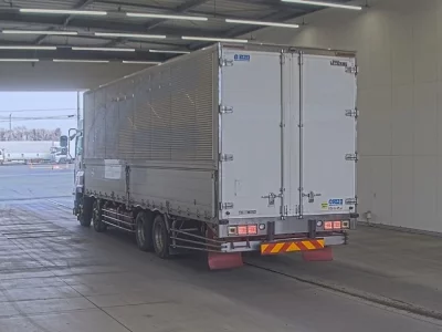 Isuzu GIGA  с аукциона в Японии