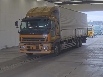 Isuzu GIGA  с аукциона в Японии