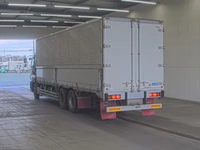 Isuzu GIGA  с аукциона в Японии