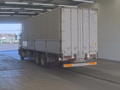 Isuzu GIGA  с аукциона в Японии