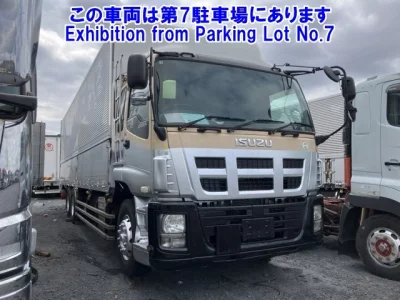 Isuzu Giga