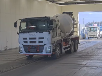 Isuzu GIGA  с аукциона в Японии