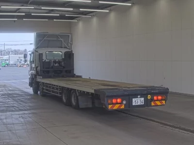 Isuzu Giga