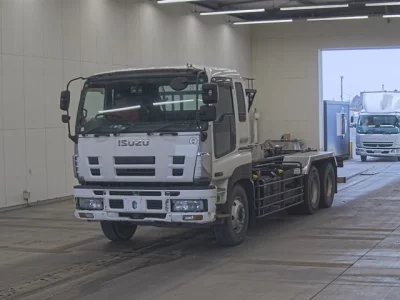 Isuzu GIGA  с аукциона в Японии