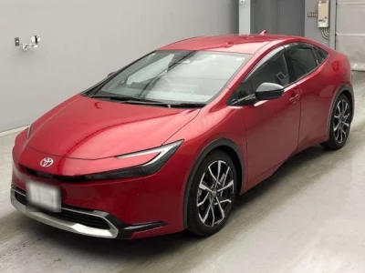 Toyota PRIUS PHV  с аукциона в Японии
