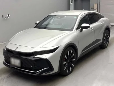 Toyota CROWN CROSSOVER  с аукциона в Японии