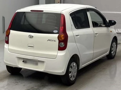 Daihatsu MIRA  с аукциона в Японии
