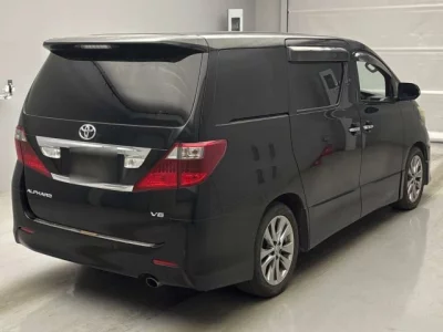 Toyota ALPHARD  с аукциона в Японии