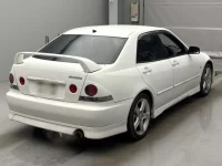 Toyota ALTEZZA лот № 4077 оценка 3  с аукциона в Японии 1