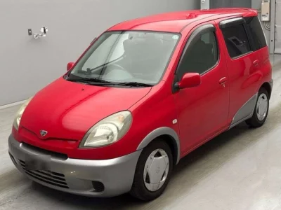 Toyota FUNCARGO  с аукциона в Японии
