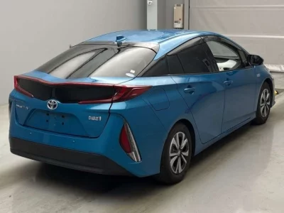 Toyota PRIUS PHV