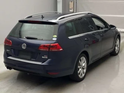 Volkswagen GOLF VARIANT