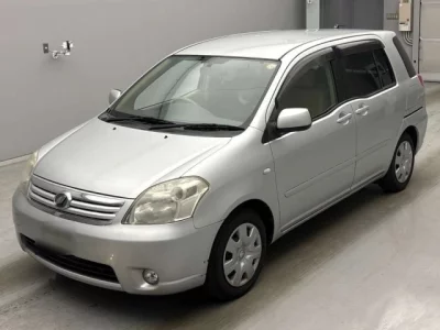 Toyota RAUM