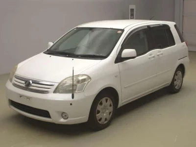 Toyota RAUM
