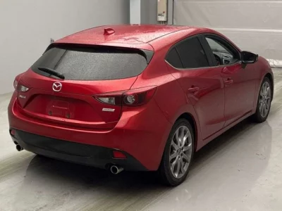Mazda AXELA  с аукциона в Японии