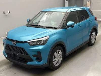 Toyota RAIZE  с аукциона в Японии