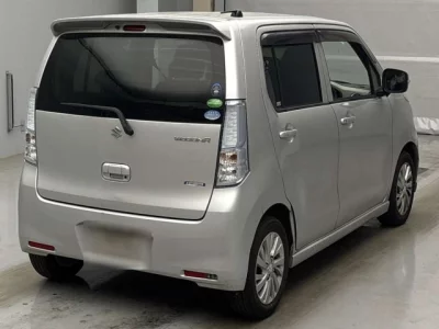 Suzuki WAGON R  с аукциона в Японии