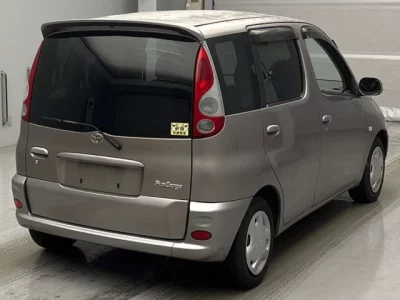 Toyota FUNCARGO  с аукциона в Японии