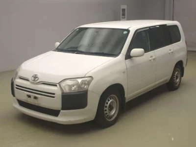 Toyota SUCCEED  с аукциона в Японии