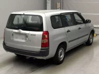 Toyota SUCCEED лот № 62066 оценка 2  с аукциона в Японии 1