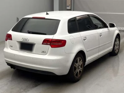 Audi A3  с аукциона в Японии