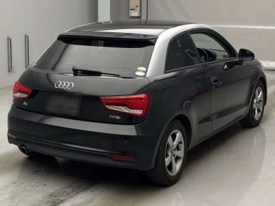 Audi A1  с аукциона в Японии