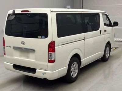 Toyota REGIUS ACE VAN